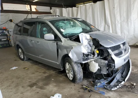 2018 Dodge Grand Caravan Sxt из США, поврежденный, VIN 2C4RDGCG8JR266029